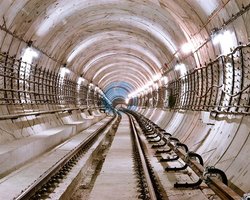 До октября 2013 года в Киеве на Одесской площади появится метро