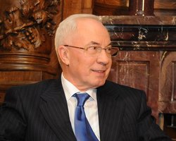 Азаров прокомментировал посещение Евро-2012 европейскими политиками