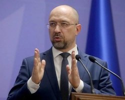 Шмыгаль не исключает, что Украина может отказаться от китайской вакцины от COVID-19