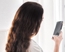 Магазины Google Play и App Store ограничивают работу в РФ: что ждет пользователей