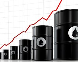 Мировые цены на нефть выросли из-за ливийских бомбардировок