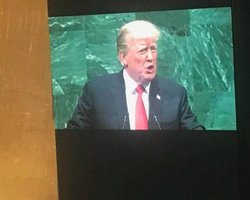 The Washington Post  объяснила причину смешков во время выступления Трампа в ООН