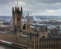 Новый штамм коронавируса в Британии: украинцам рекомендуют не ездить в Лондон