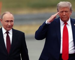 Трамп незадоволений Путіним: у Білому домі пояснили, чому США вдарили по нафтобізнесу РФ (відео)