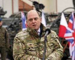 "Святая Гора Путина": Бен Уоллес призвал сделать Крым не пригодным для жизни (видео)