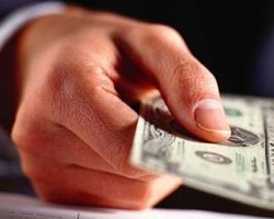 Рада ограничила выдачу валютных кредитов