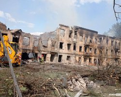 "Психологічні удари": у Зеленського пояснили, навіщо РФ обстріляла лікарню в Дніпрі (відео)