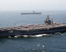 В Средиземное море вошел еще один американский авианосец