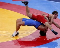 Украинский борец не смог пройти в 1/8 финала Олимпиады