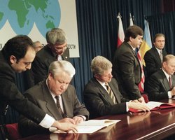 "Не принадлежала Украине": спецпредставитель Трампа нашел "неудобный факт" в Будапештском меморандуме