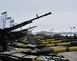 Сюжет для Тарантино. Как соцсети отреагировали на скандальное расследование о "друзьях президента, ворующих на оборонке"