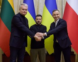 Говорили о зерне: Зеленский, Дуда и Науседа встретились в Нью-Йорке (обновлено)