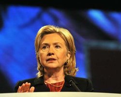 Клинтон поставила Украину в один ряд с Белоруссией 