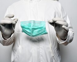 В Україні зафіксували новий варіант коронавірусу "Цикада": чи можлива хвиля епідемії