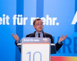 Дипломатический скандал: европейский депутат, посещавший Москву, планировал приехать в Украину