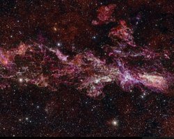 Астрономи зробили найбільшу фотографію центру Чумацького Шляху: що вони там побачили (фото)