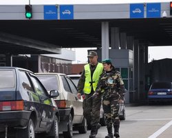 Кабмин открыл границу с ЕС и Молдовой. Беларусь и РФ – по-прежнему закрыты