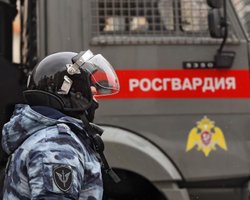 Підняли по тривозі: у РФ терміново скликають Росгвардію і поліцейських, - ЗМІ (фото)