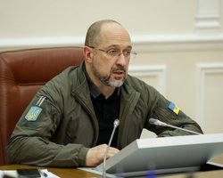 Большая перезагрузка: вместе с Залужным может уйти премьер Денис Шмыгаль, — политолог (видео)