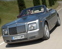 Роллс-ройс представит в Женеве электрокар класса люкс