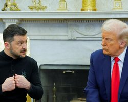 Високопосадовці Трампа зв'язуються із Зеленським, щоб повернути переговори у "правильне русло", — CNN