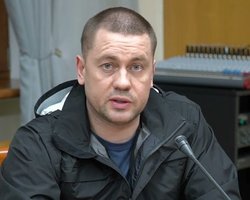 Дружина генерала СБУ має паспорт РФ і працювала з підсанкційними юристами,  — hromadske