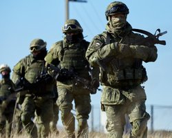 "В лоб не подойдешь". ВС РФ активизировали штурмы под Угледаром, устоит ли город