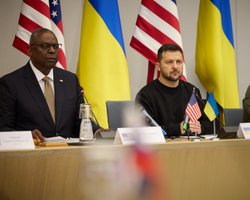 Итоги "Рамштайна" с Зеленским в Брюсселе: что получит Украина от союзников