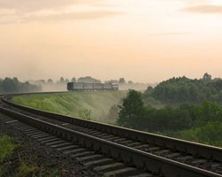 Укрзалізниця покажет РЖД, как перевозить автомобили в пассажирских поездах