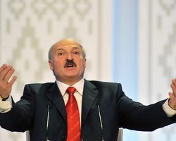 Александр Лукашенко поздравил Януковича с днем рождения