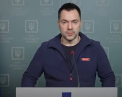 "Выеживаться перестанут": Арестович спрогнозировал разгром войск РФ в Украине