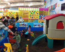 В Киеве закроют все детские площадки и развлекательные зоны на территории ТРЦ