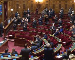 Практически единогласно: Сенат Франции признал независимость Нагорного Карабаха