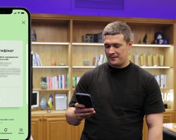 "Врачи не виноваты". Минцифра исправит ошибки в COVID-сертификатах, но не полностью