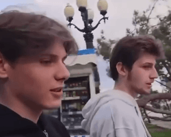 Парень в Ялте поддержал ВСУ: его нашли и заставили извиниться на камеру (видео)