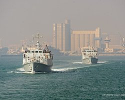 Україна готова залучити свої кораблі з Британії до розмінування Ормузької протоки, — ЗМІ