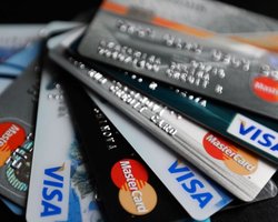 Россия начала готовить свои банки к отключению от Visa и Mastercard