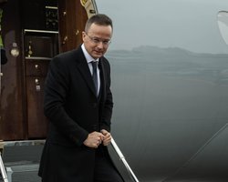 Другие не волнуют: Венгрия заявила о продолжении сотрудничества с РФ