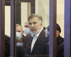 Увеличить дозу в 10 раз: Саакашвили в клинике хотели накачать наркотиками, — Кипшидзе