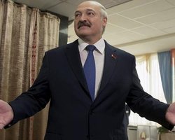 Лукашенко получил за год 117 тыс. рублей. Имущества у него нет, – декларация