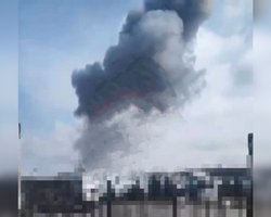 РФ вдарила КАБом по Кривому Рогу: у місті пролунали вибухи та піднявся дим