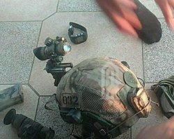 Российский спецназовец подорвался под Идлибом: сирийские боевики показали трофеи