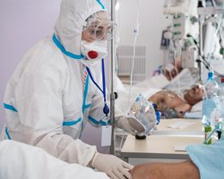 Нехватка кислорода: ВОЗ прогнозирует резкий скачок больных коронавирусом уже скоро