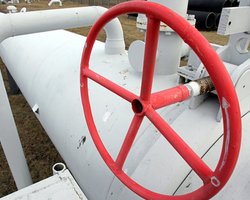 ЕС отказал российскому газопроводу в обход Украины в финансировании - источники