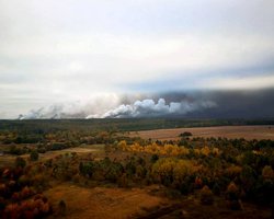 На арсенале возле Ични все еще взрываются боеприпасы