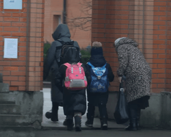 Навчали дітей російських пісень: в СБУ розповіли про перевірки підпільної школи УПЦ у Києві