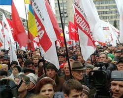 Оппозиция потребовала от ЦИК назначить повторное голосование в 13 округах