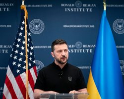 Ідеї можуть бути: Зеленський про можливість вступу України до НАТО без окупованих територій