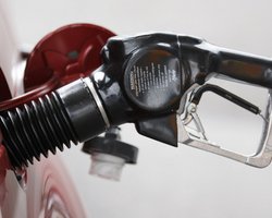 Эксперты составили рейтинг стран по ценам на бензин