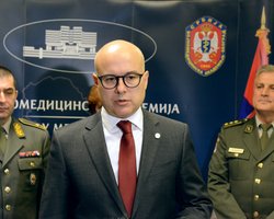 "Только третьим сторонам": в Минобороны Сербии опровергли поставки оружия Украине